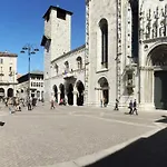 Ancient Courtyard Bonanomi In Historic Centre Lejlighed *