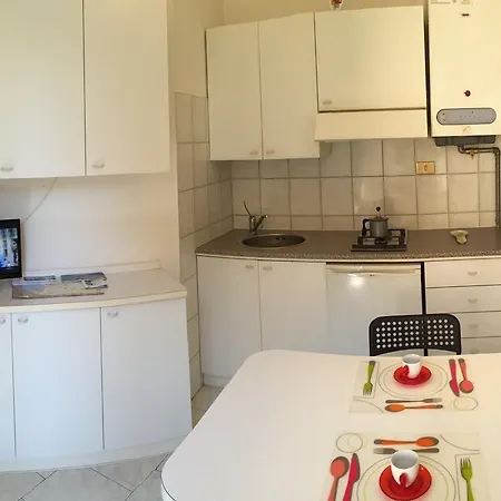 Apartamento Ancient Courtyard Bonanomi 1p Historic Centre By Logicasa