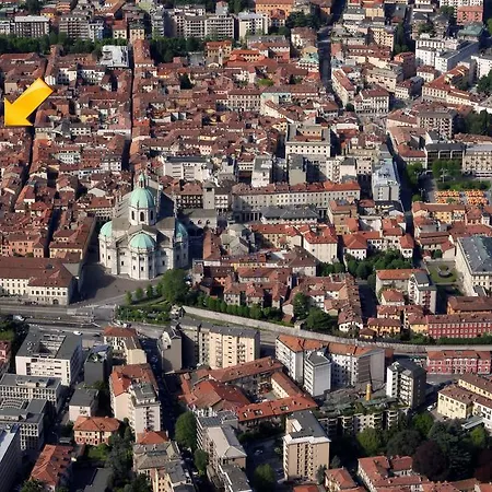 Апартаменты Ancient Courtyard Bonanomi In Historic Centre Комо